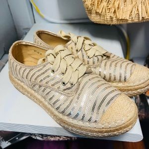 Bought in Europe- unique sneaker - size 36